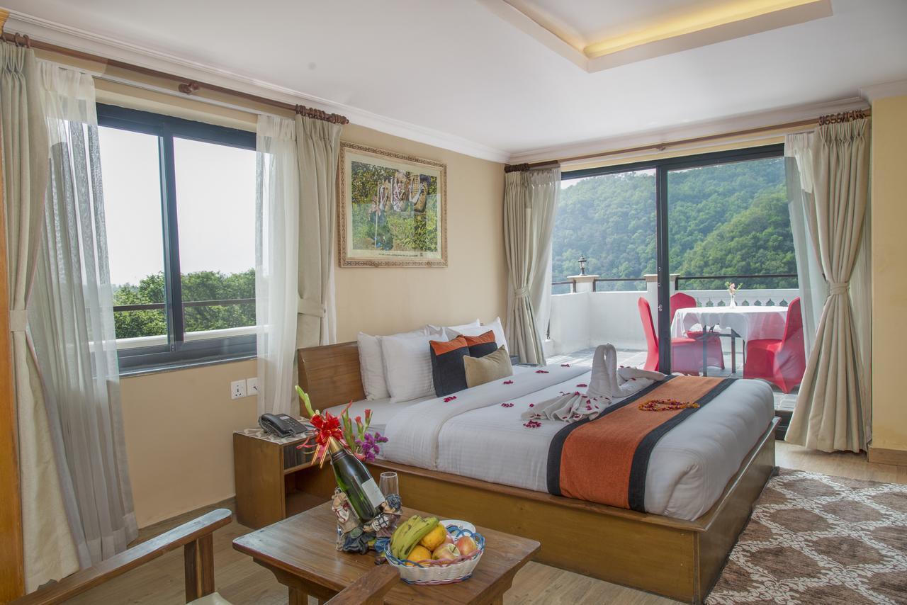 Hotel Raniban Arcade Pokhara Kültér fotó
