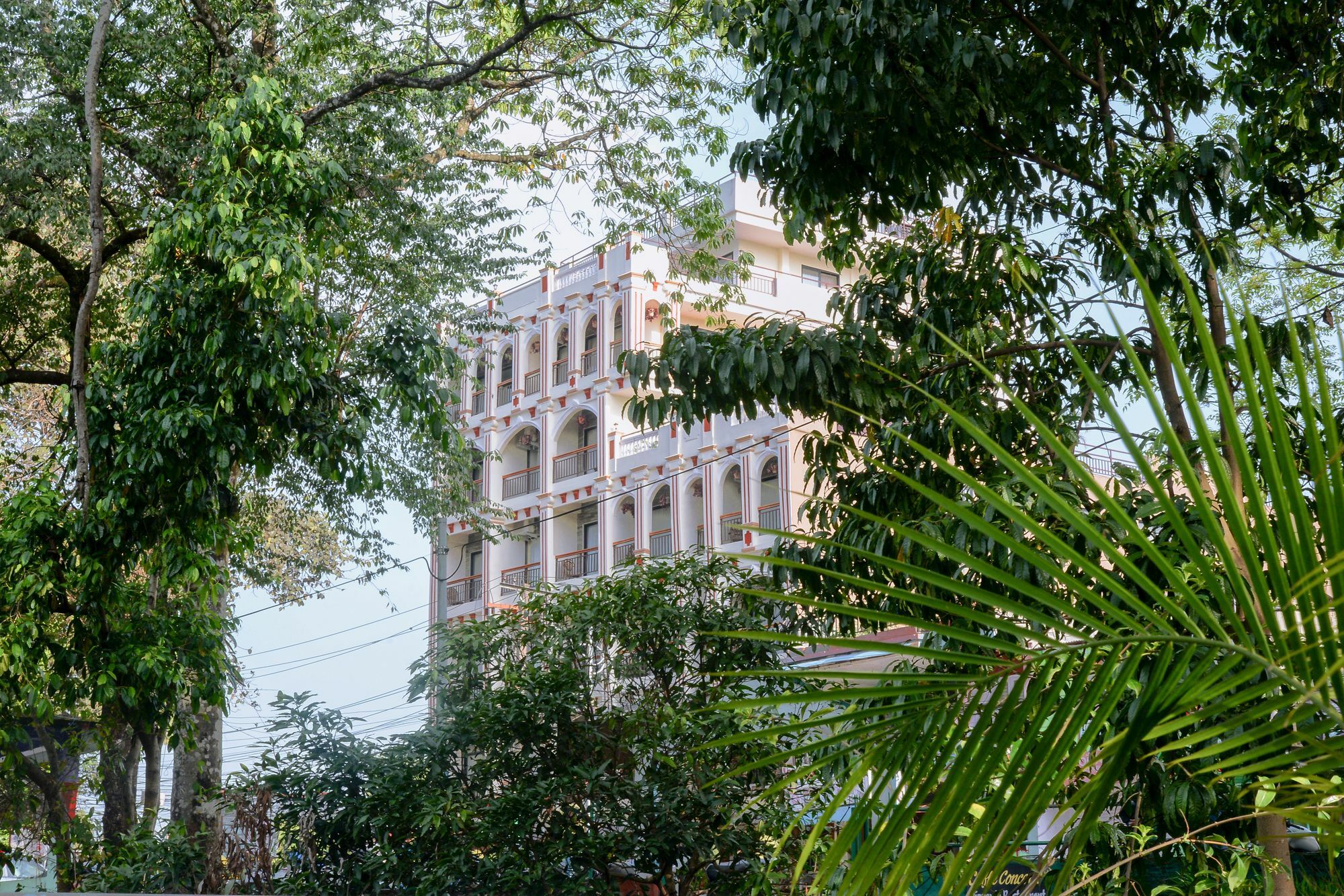Hotel Raniban Arcade Pokhara Kültér fotó